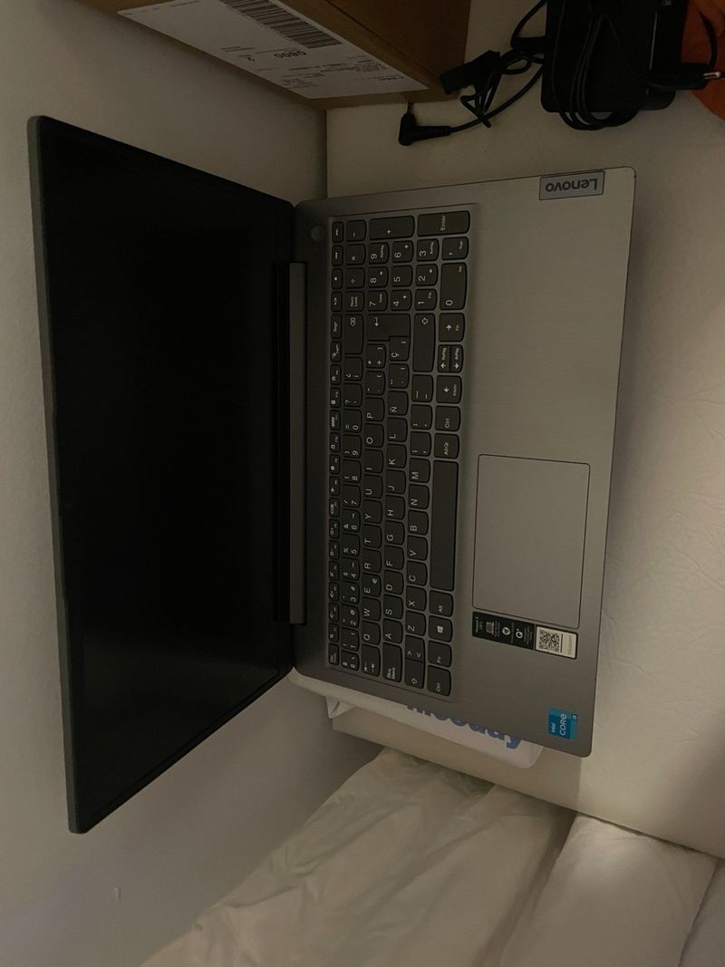 Portátil LENOVO IdeaPad 3 151TL6 afbeelding 4