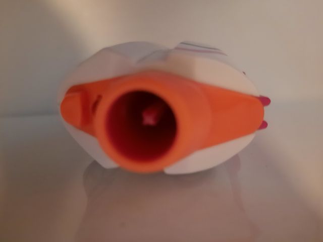 Pistola de dardos. juguete. Ideal .