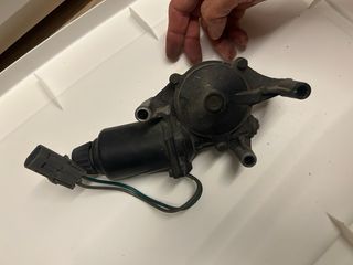 Reparación motores de faros Pontiac