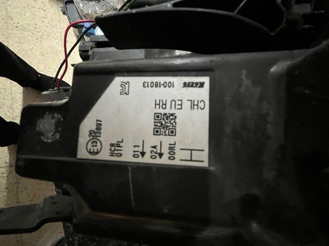 Faro derecho Qashqai J11