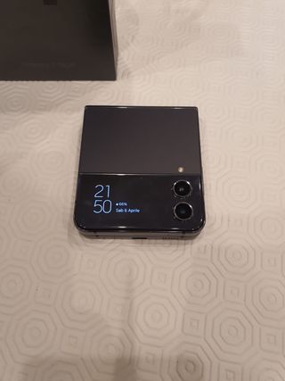 Samsung Z Flip 4 256 gb