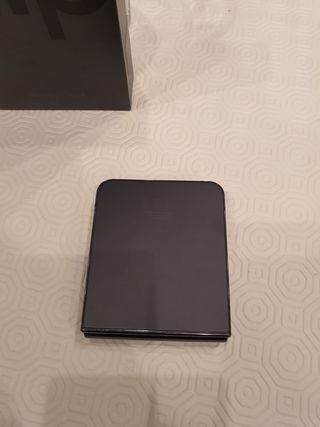 Samsung Z Flip 4 256 gb