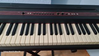 ROLAND ep-77 digital piano