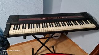 ROLAND ep-77 digital piano