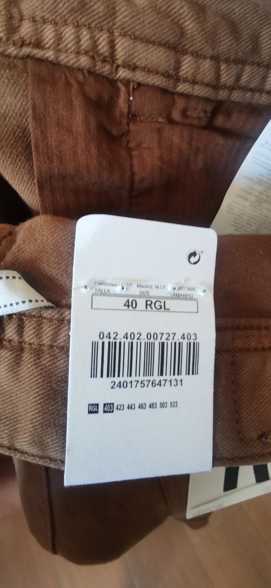 Pantalones marrones t40