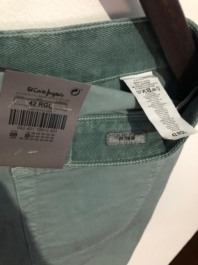 Pantalones verdes talla 42