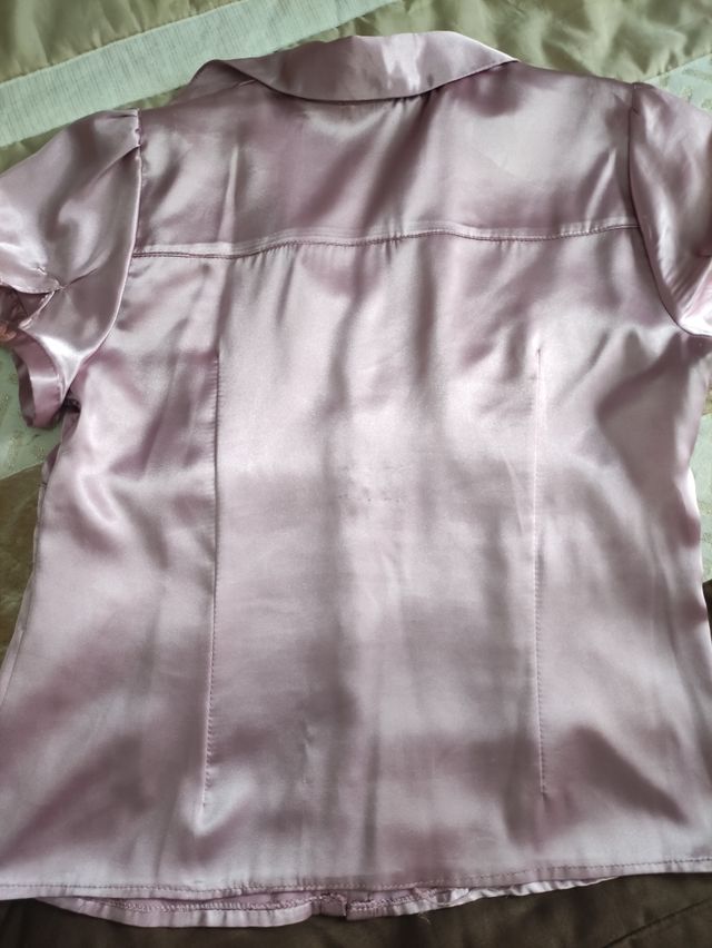 Blusa rosa brillante