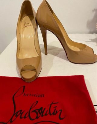 Zapatos Christian loubutin beige