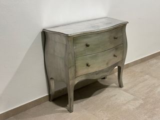 Cómoda plateada dos cajones