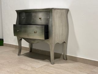 Cómoda plateada dos cajones