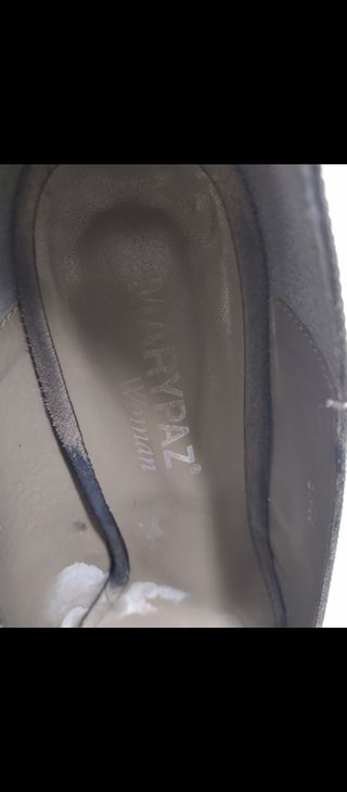 zapatos negros de tacon