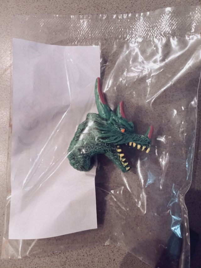 Marionetta a dito drago