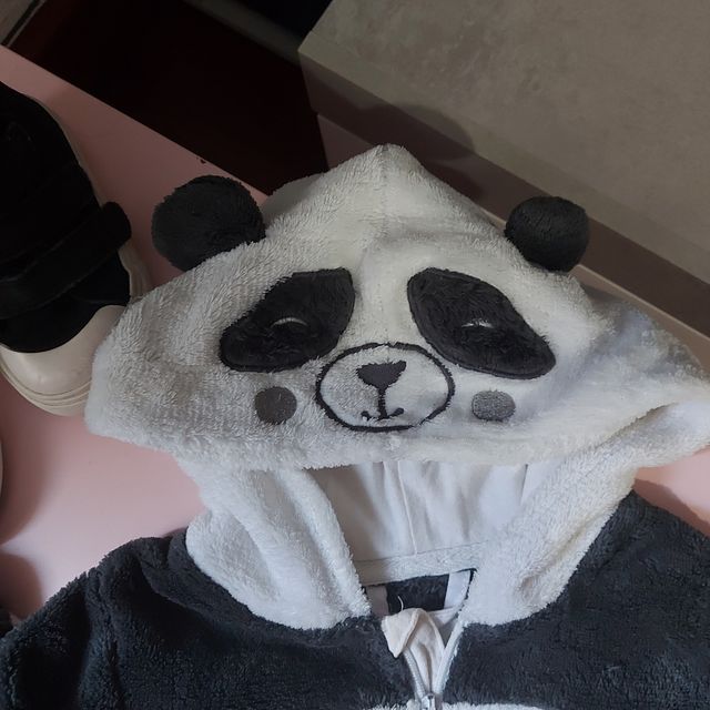 Cubrecamisa más mono bebe y zapatos