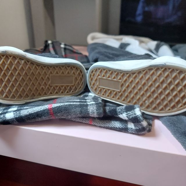 Cubrecamisa más mono bebe y zapatos