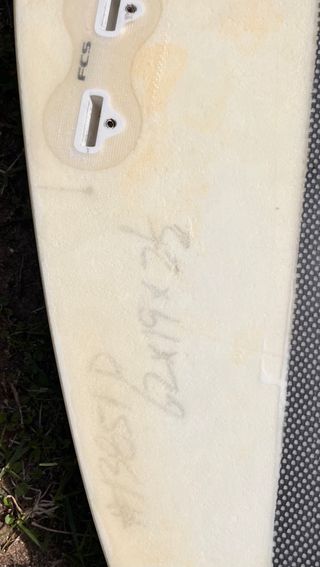 Tabla de surf 6,0  19  2  1/2 epoxy 33 litros