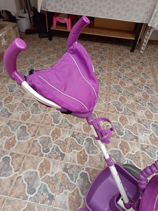 Triciclo con sombrilla