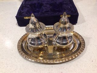 Antiguo servicio sal y pimienta