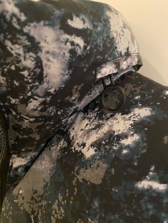 Cazadora acolchada con capucha niño