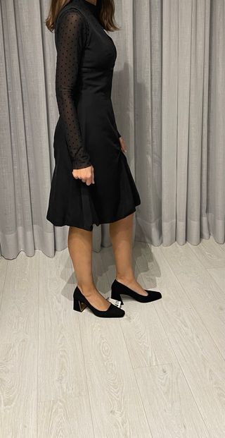 Vestido negro midi T.S