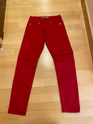 Pantalon rojo de Bimba y Lola