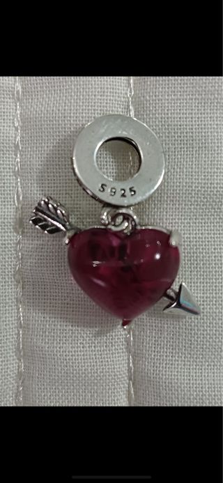 Charm Corazón y flecha plata nuevo