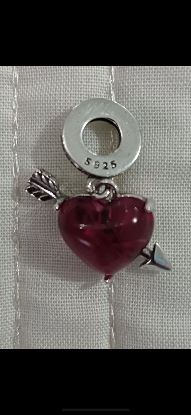Charm Corazón y flecha plata nuevo