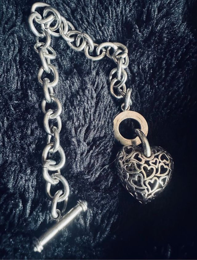 Bonita pieza de pulsera de plata corazón