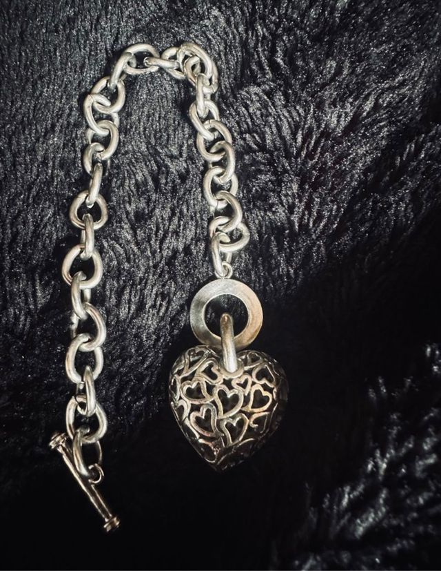 Bonita pieza de pulsera de plata corazón