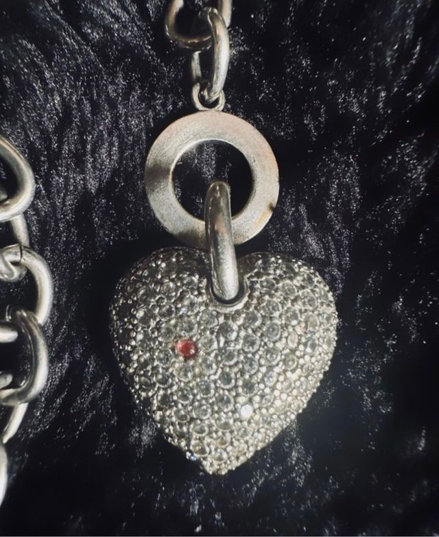 Bonita pieza de pulsera de plata corazón