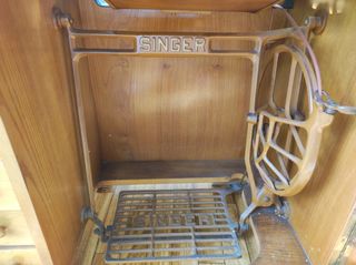 Maquina coser Singer año 56