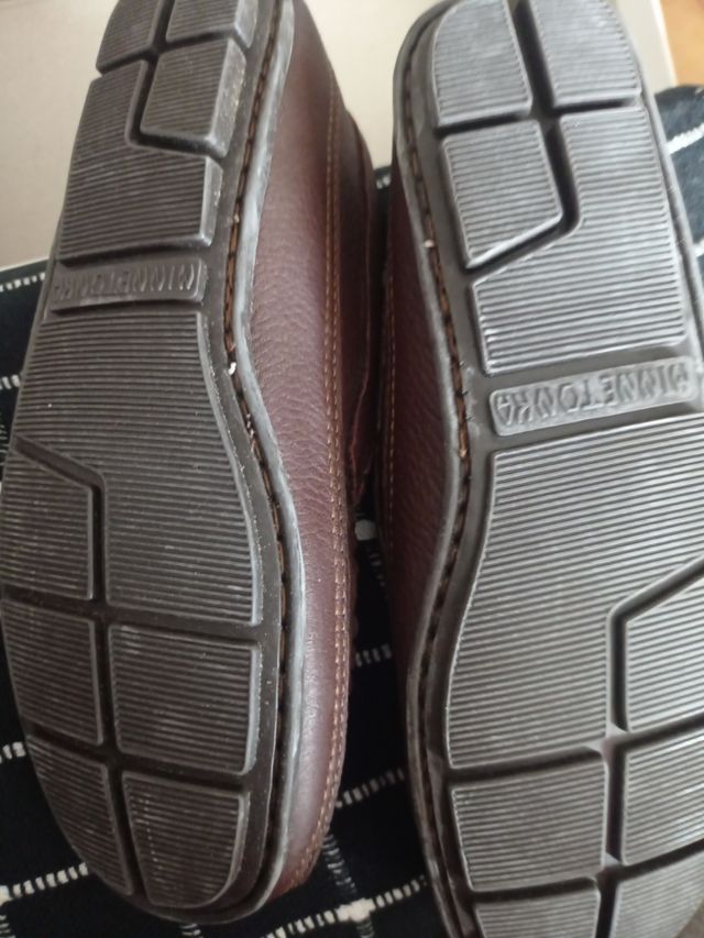 Mocasin Minnetonka marrón