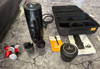 Cafetera portatil nesspresso original