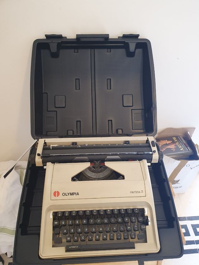 Macchina da scrivere vintage