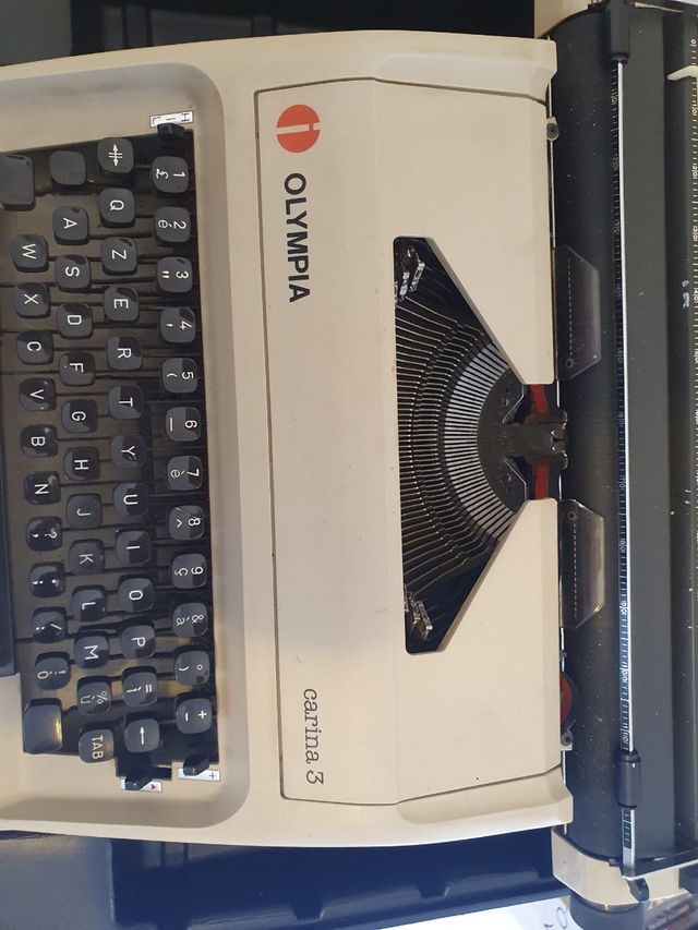 Macchina da scrivere vintage