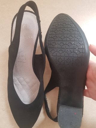 Tacón negras cuero verdadero nuevas