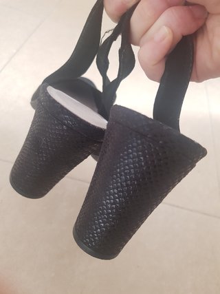 Tacón negras cuero verdadero nuevas