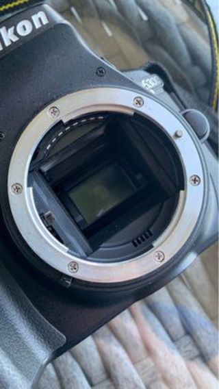 Nikon D5300 + 18-55 + 50mm con bolso incluido