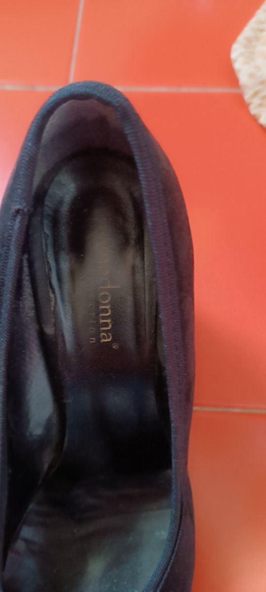 Scarpe Décolleté nere in camoscio