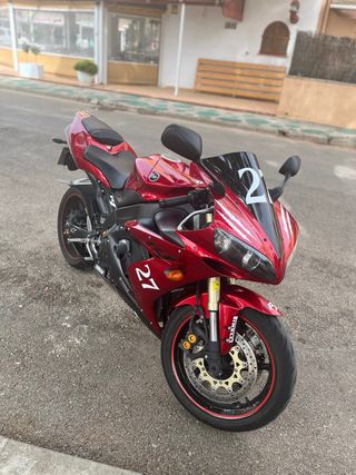 Yamaha R1