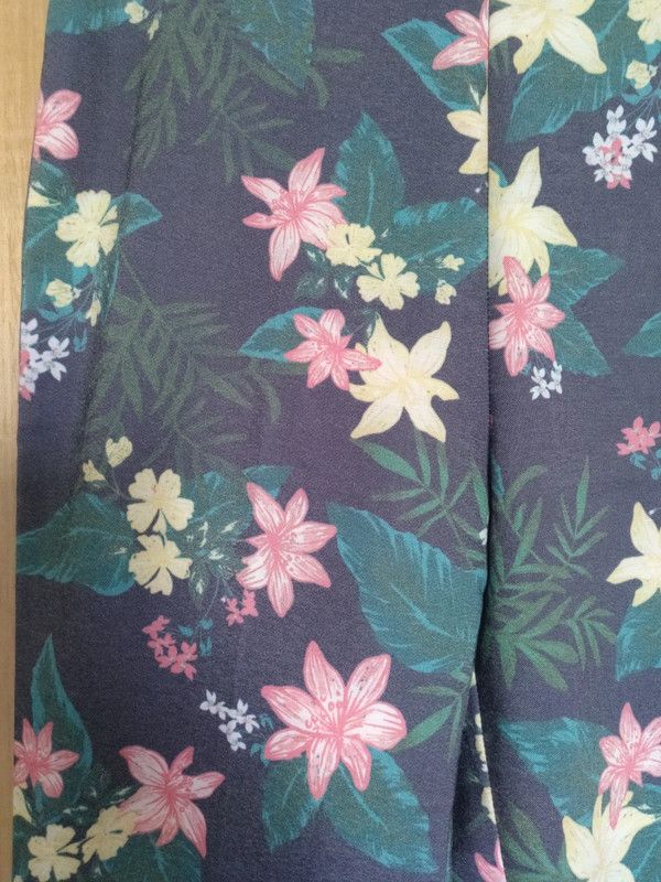 Pantalón leggins flores