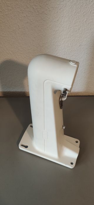 Camara Domo HIKVISION DS-2AE7123TI-A