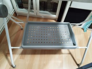 Bañera con cambiador plegable