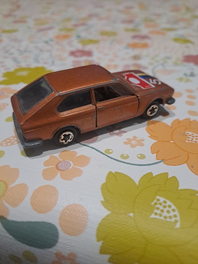 Miniatura Seat 128