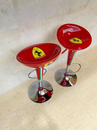 2 Taburete  Altos  ferrar