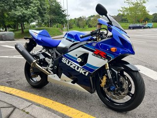 Suzuki gsxr 750 aniversario