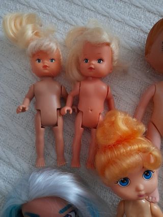 Lote de Muñecas pequeñas  7 muñecas x 5€ 