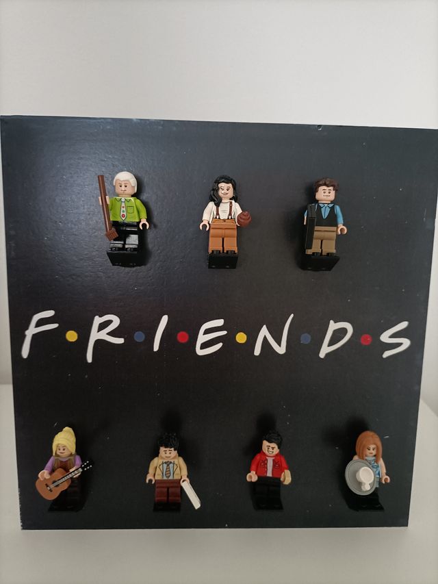 Minifigure Lego Friends dal set 21319 Central Perk