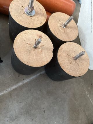 4 patas para camas o sofas