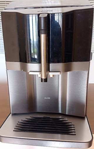 Maquina de Café SIEMENS TI355209RW EQ.300 