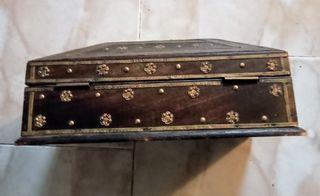 Caja madera antigua